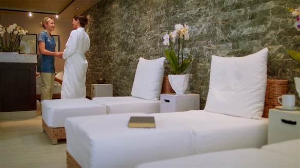 Oceania Cruises Oceania Class Aquamar Spa Relaxation Room Lifestyle 3.jpg